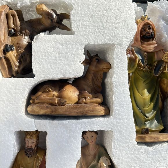Christmas Other - Christmas Nativity  W/ Kings & Shepherd Holy Family Shepherd Boy 34997